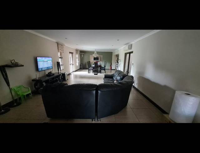 4 BEDROOM PROPERTY TO RENT IN VANDERBIJLPARK SW 5
